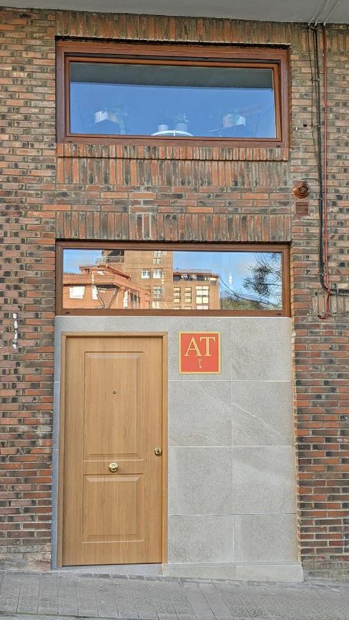 Mood Bilbao Apartamentos - New & Special المظهر الخارجي الصورة